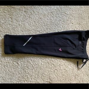 New Balance black carpi size small